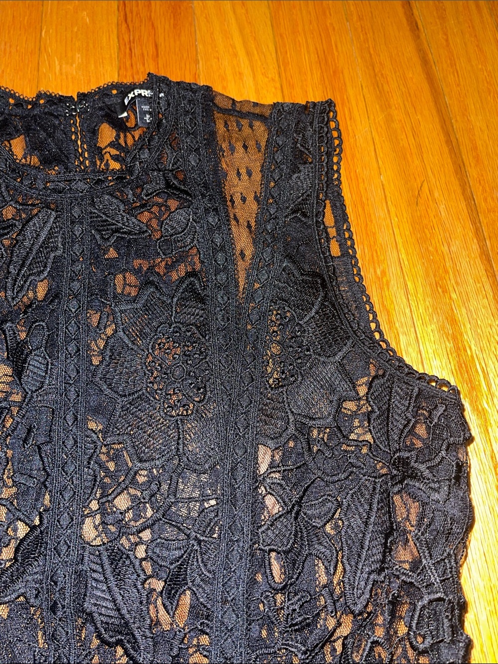 Express top - Picture 2 of 6